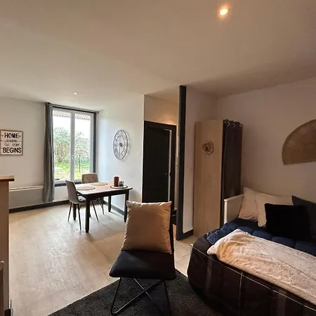 Apartamento Le Studio Blue : Cosy Avec Un Exterieur Poitiers